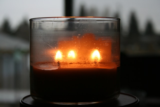 Professional candle store online shop built with Vendroad ecommerce platform